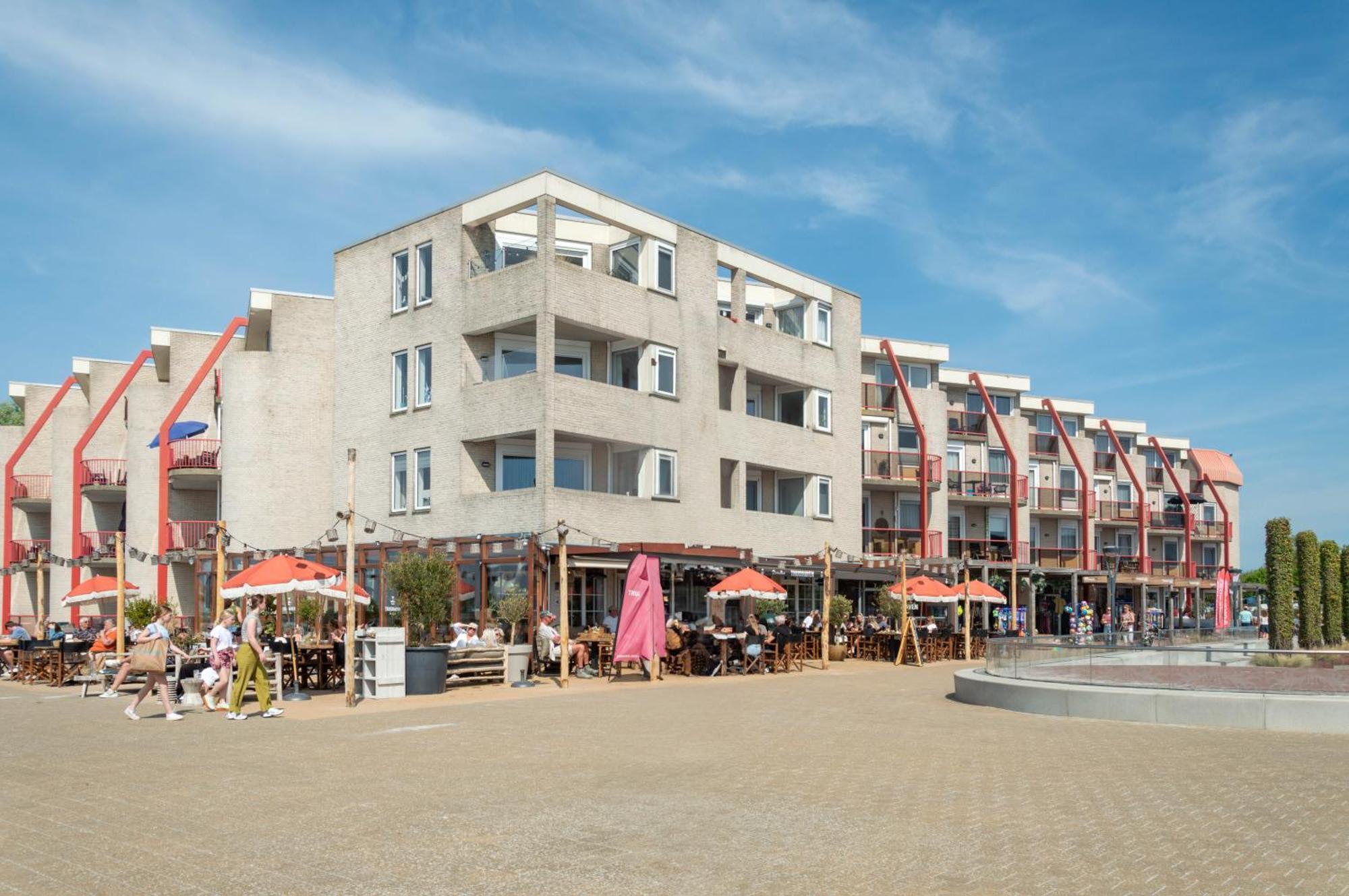 Zuiderzeestate 35, Prachtig Appartement Aan Het Ijsselmeer Makkum Luaran gambar