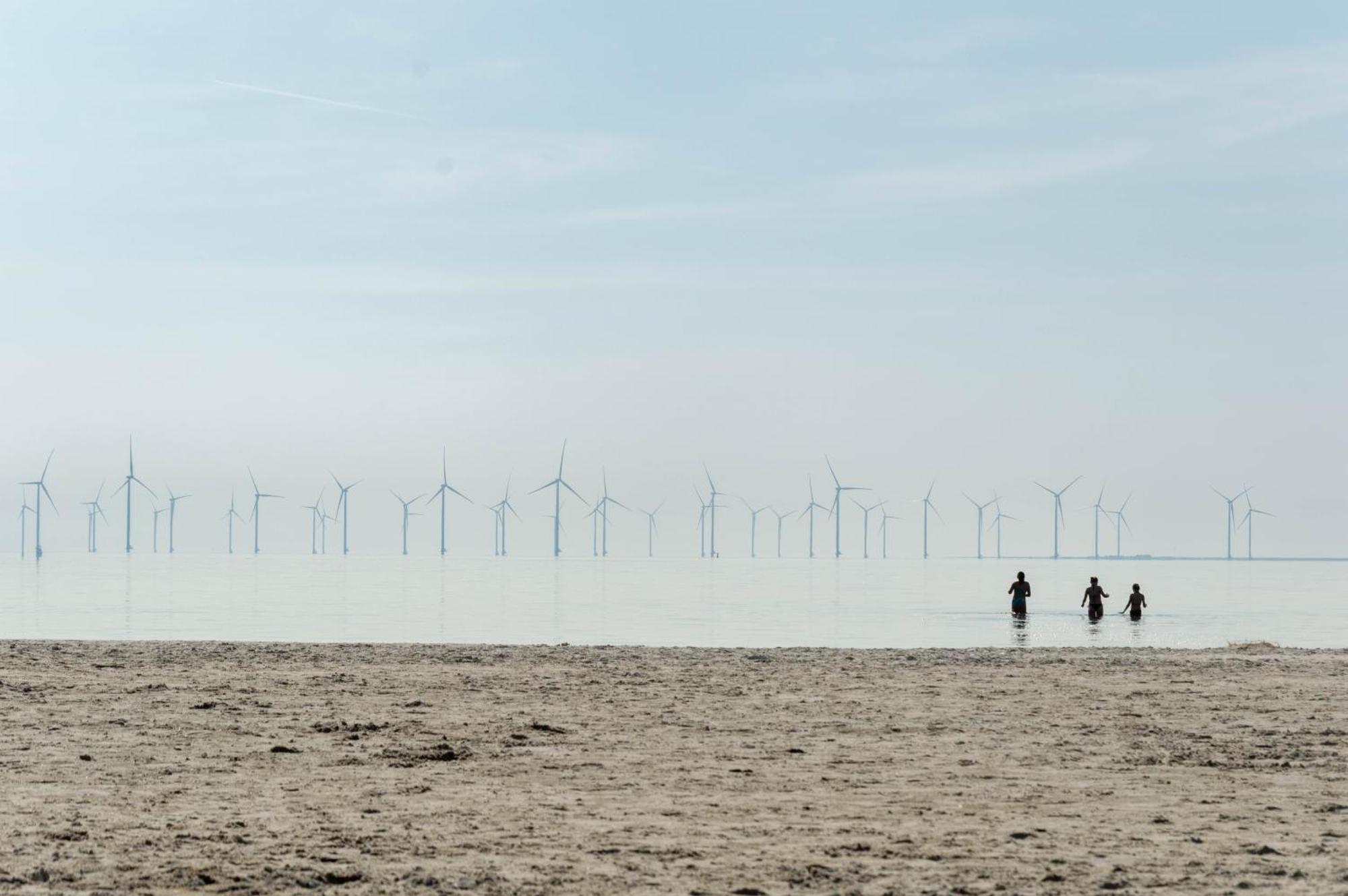 Zuiderzeestate 35, Prachtig Appartement Aan Het Ijsselmeer Makkum Luaran gambar