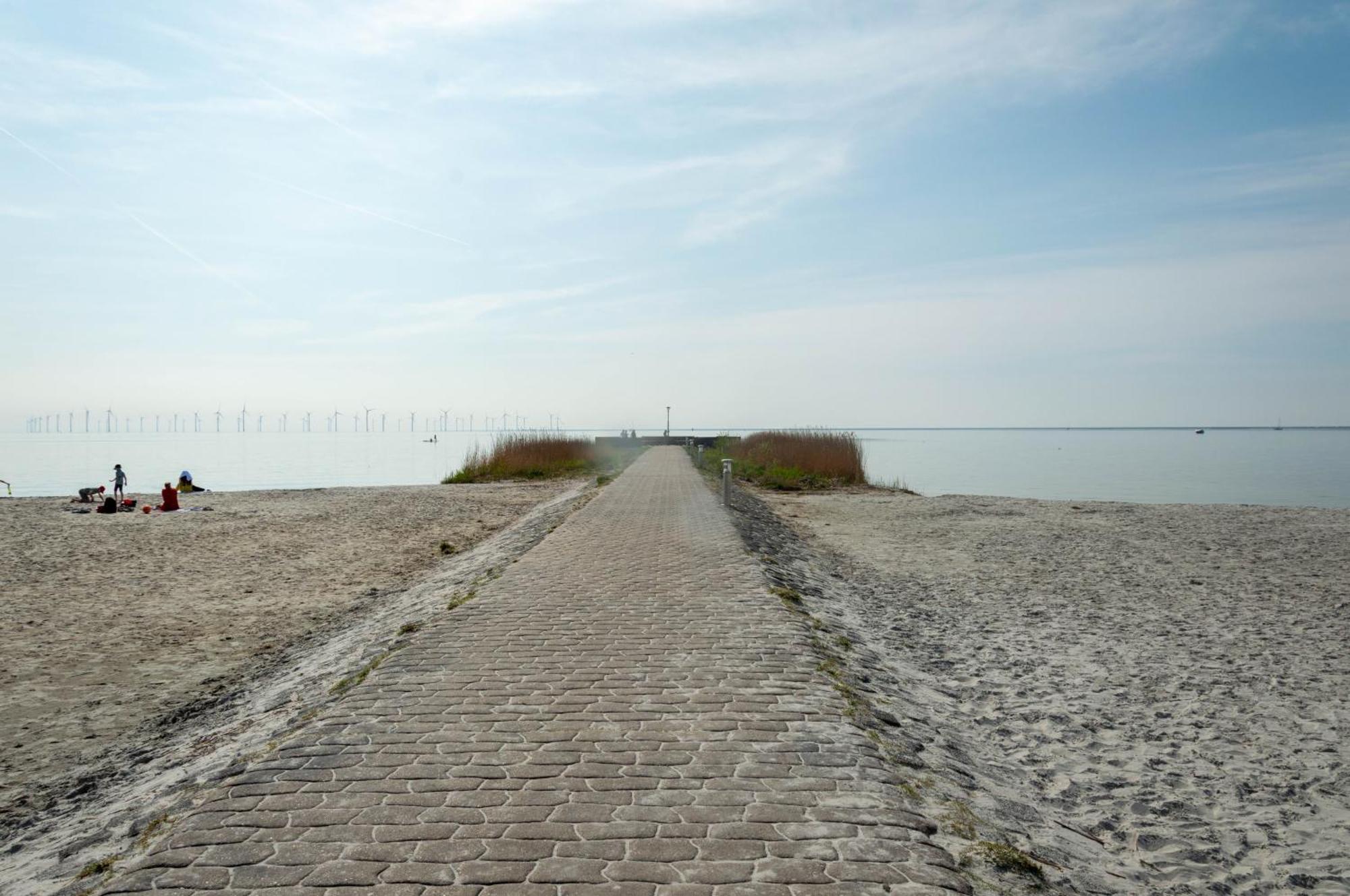 Zuiderzeestate 35, Prachtig Appartement Aan Het Ijsselmeer Makkum Luaran gambar